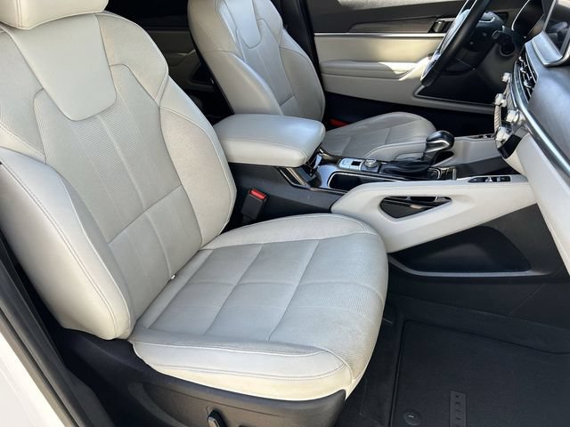 Used 2022 Kia Telluride EX w/ EX Premium Package AWD/4WD image 11