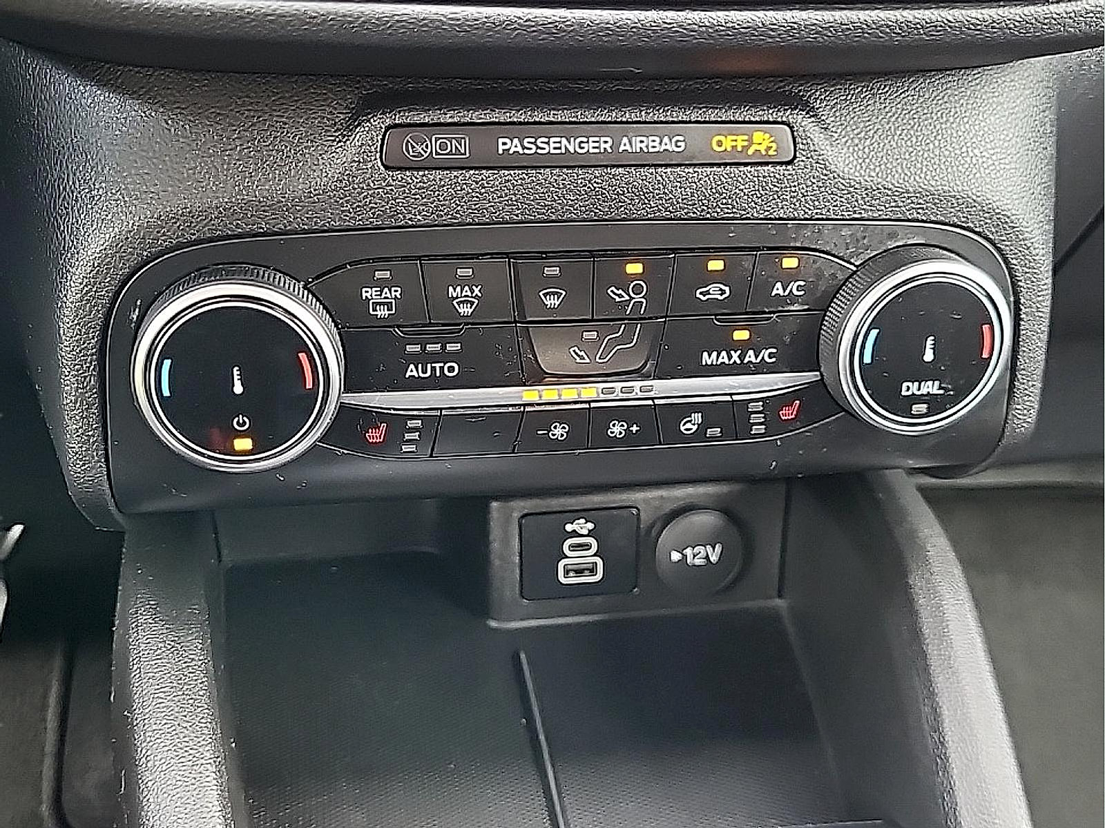 Used 2024 Ford Escape Active AWD/4WD image 25