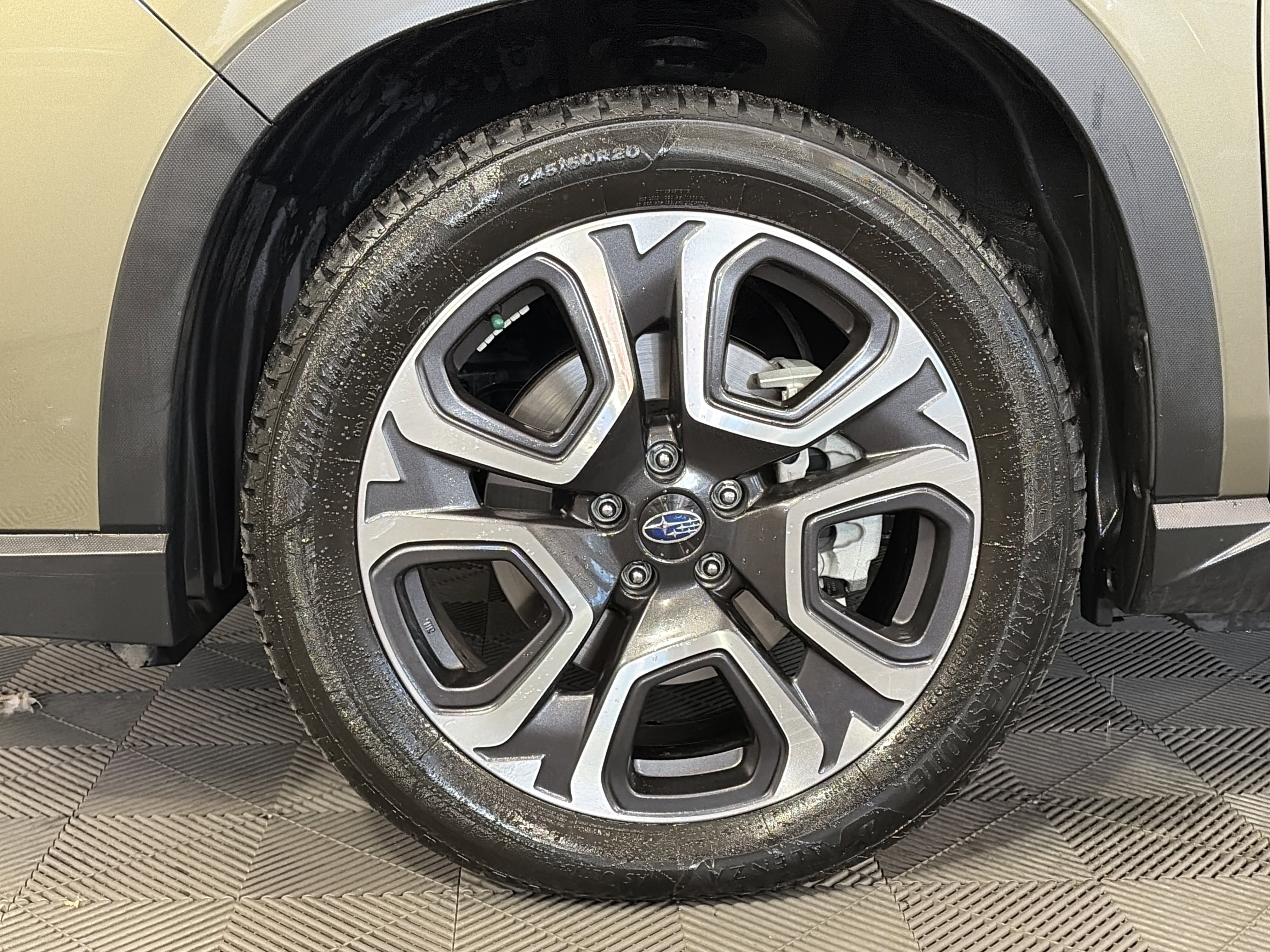 Certified 2023 Subaru Ascent Limited w/ Technology Package image 11