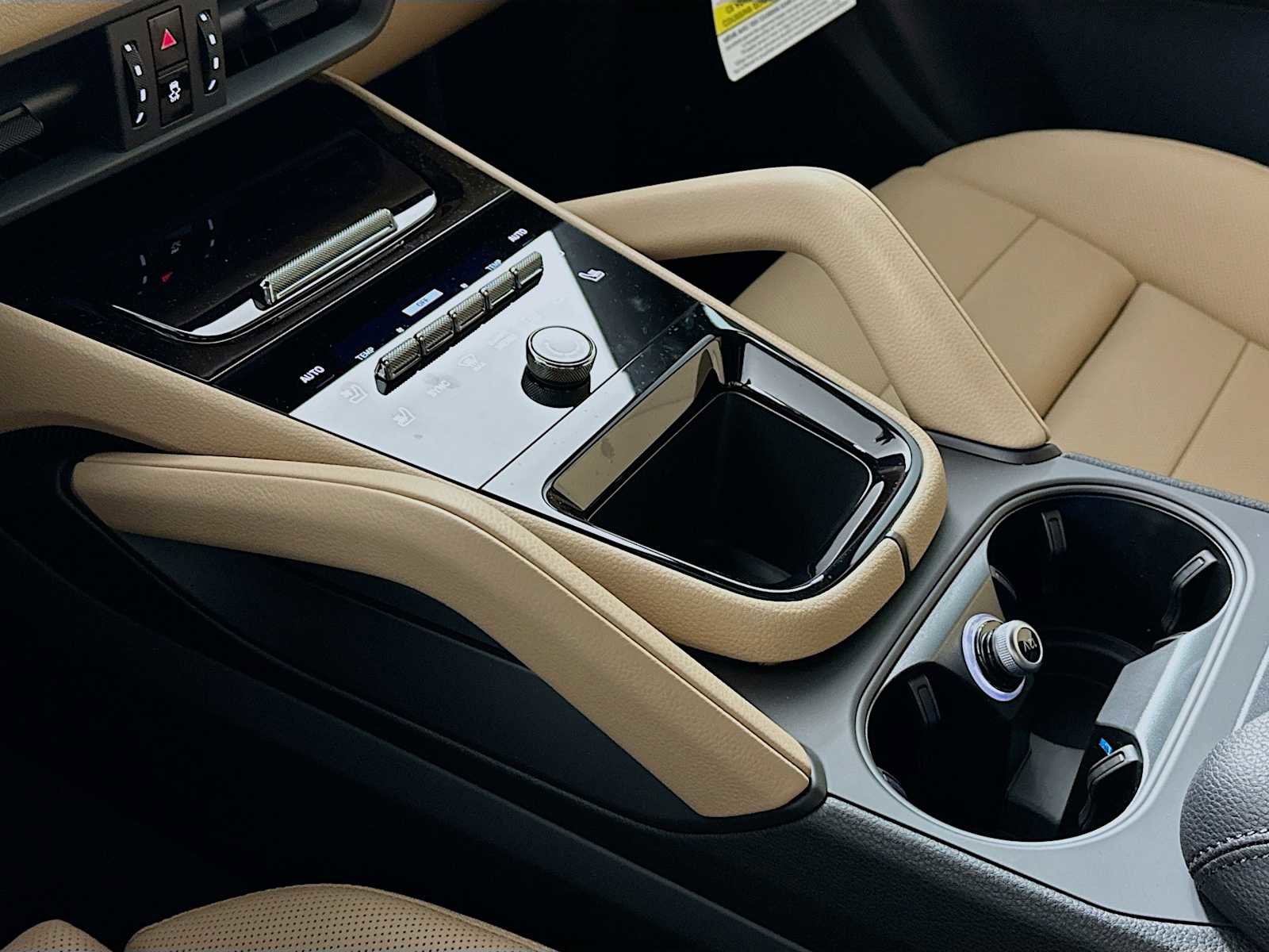 New 2026 Porsche Cayenne image 19