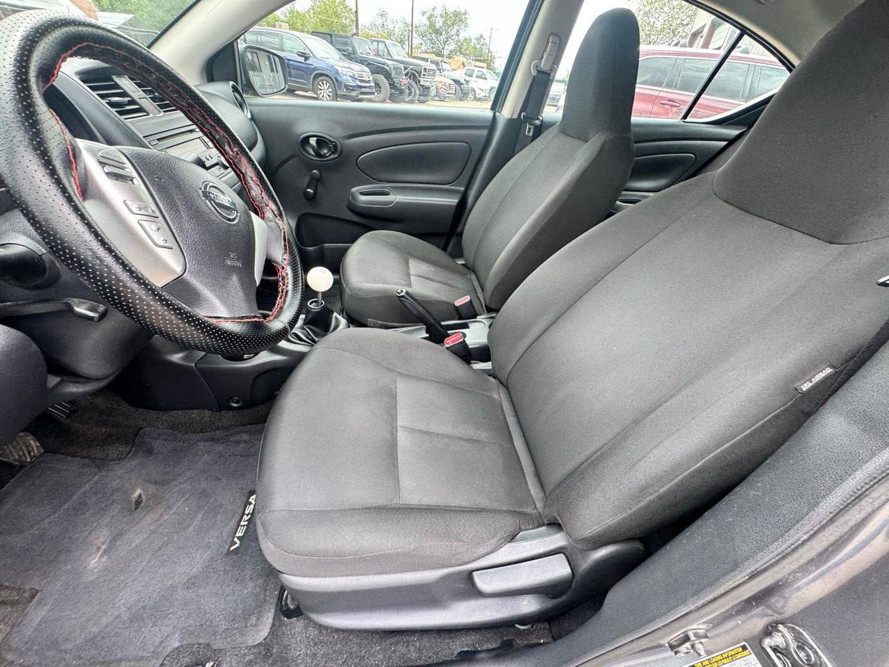 Used 2017 Nissan Versa S FWD image 14