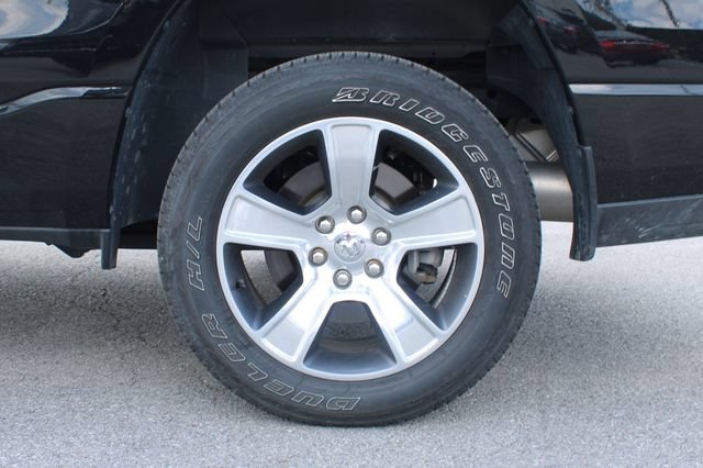 Used 2026 RAM 1500 Express AWD/4WD image 34