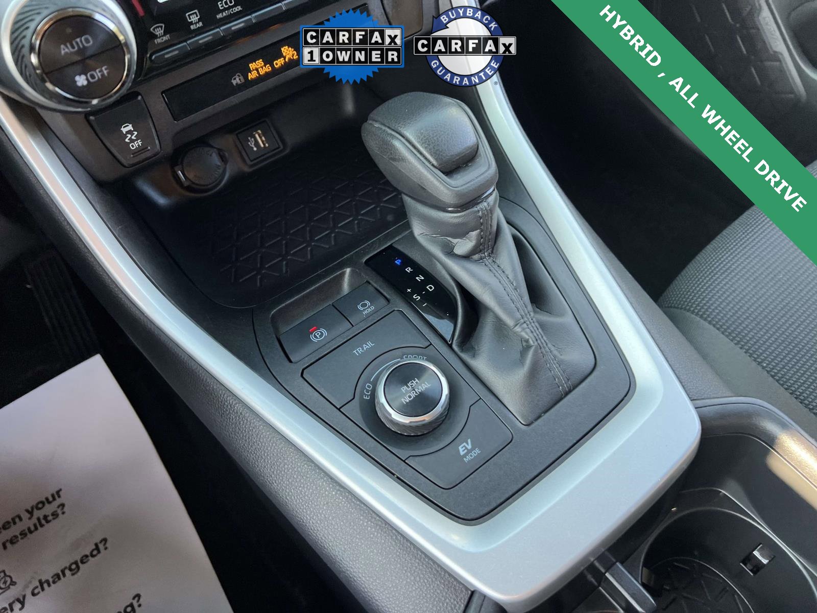 Used 2025 Toyota RAV4 LE image 20