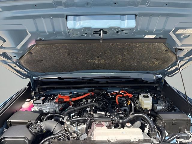 Used 2025 Toyota 4Runner Limited AWD/4WD image 10