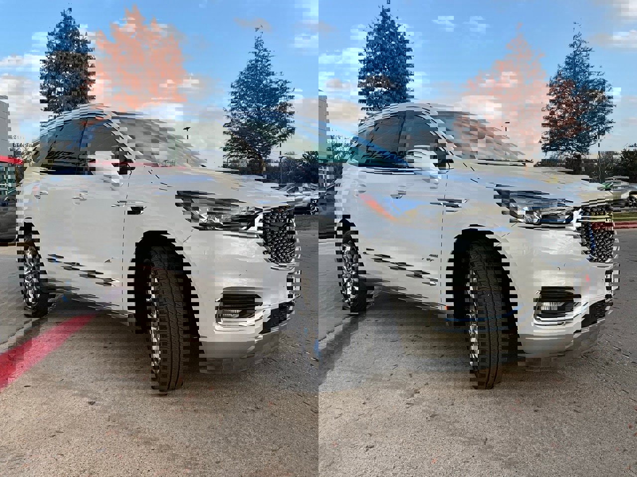 Used 2019 Buick Enclave Avenir w/ Avenir Technology Package image 5