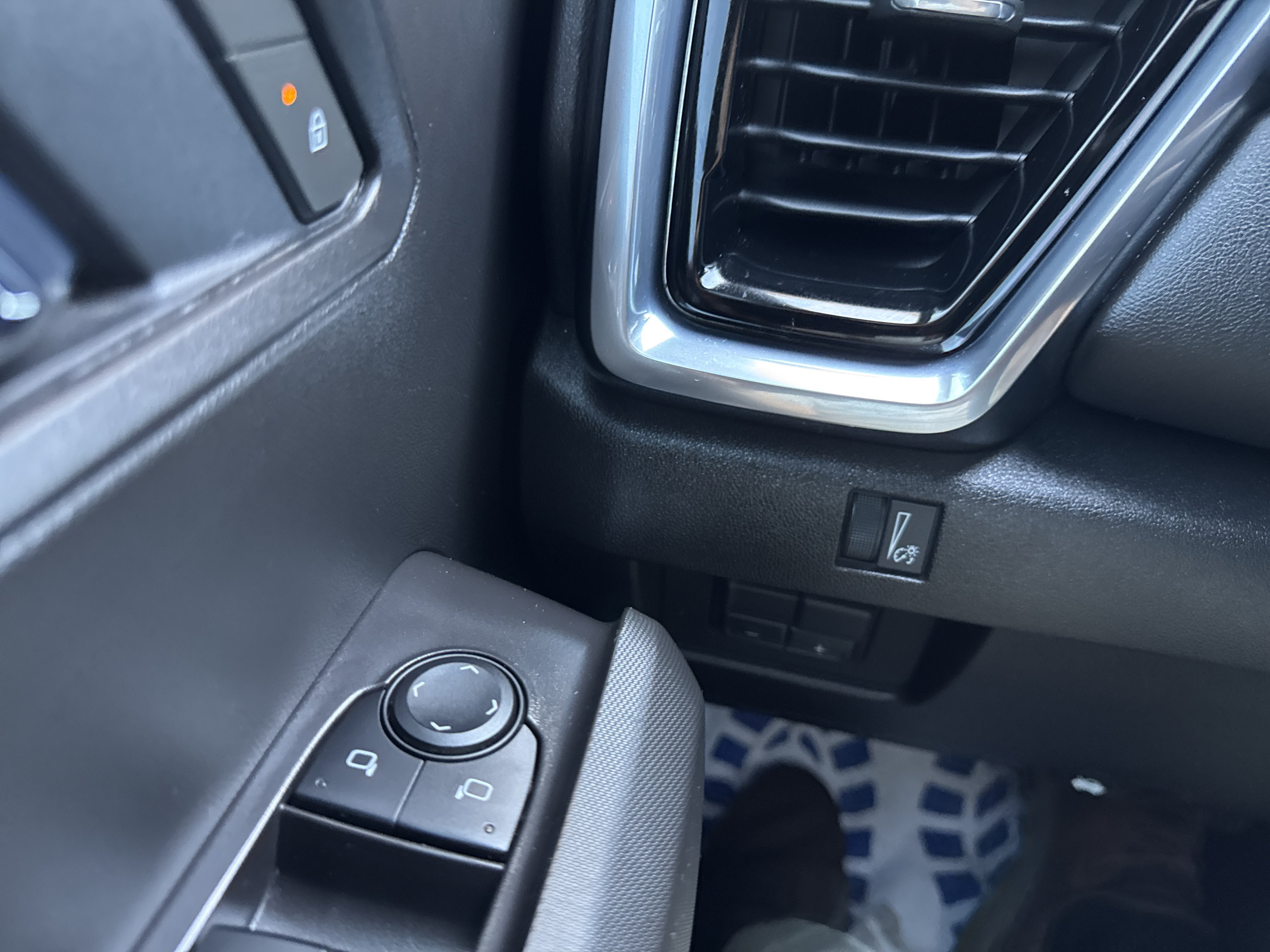 Used 2025 GMC Canyon Elevation w/ Convenience Package RWD image 27