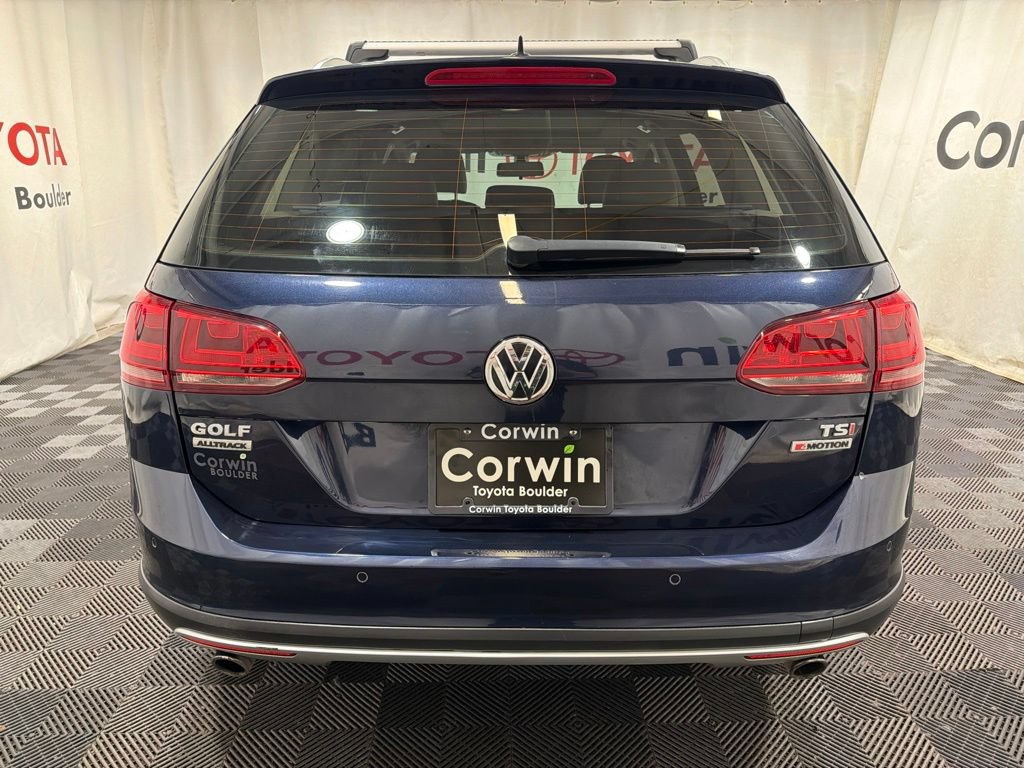 Used 2017 Volkswagen Golf Alltrack SE AWD/4WD image 7