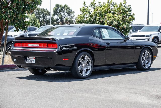 Used 2013 Dodge Challenger R/T RWD image 5