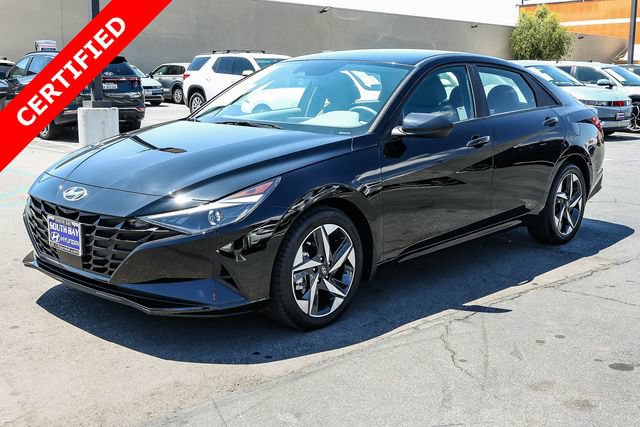 Certified 2023 Hyundai Elantra SEL w/ Convenience Package FWD image 3