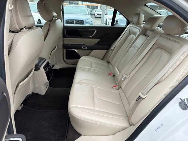 Used 2020 Lincoln Continental AWD w/ Convenience Package image 28