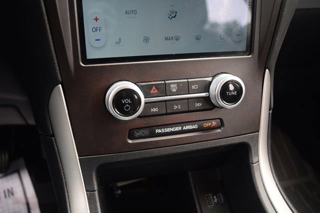 Used 2021 Ford Edge SEL w/ Cargo Accessory Package AWD/4WD image 11