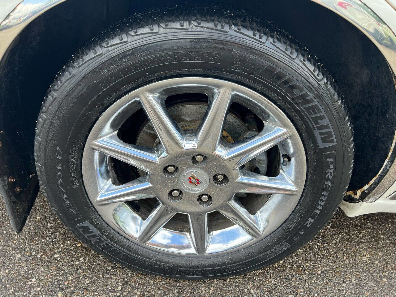 Used 2011 Cadillac DTS Luxury image 27