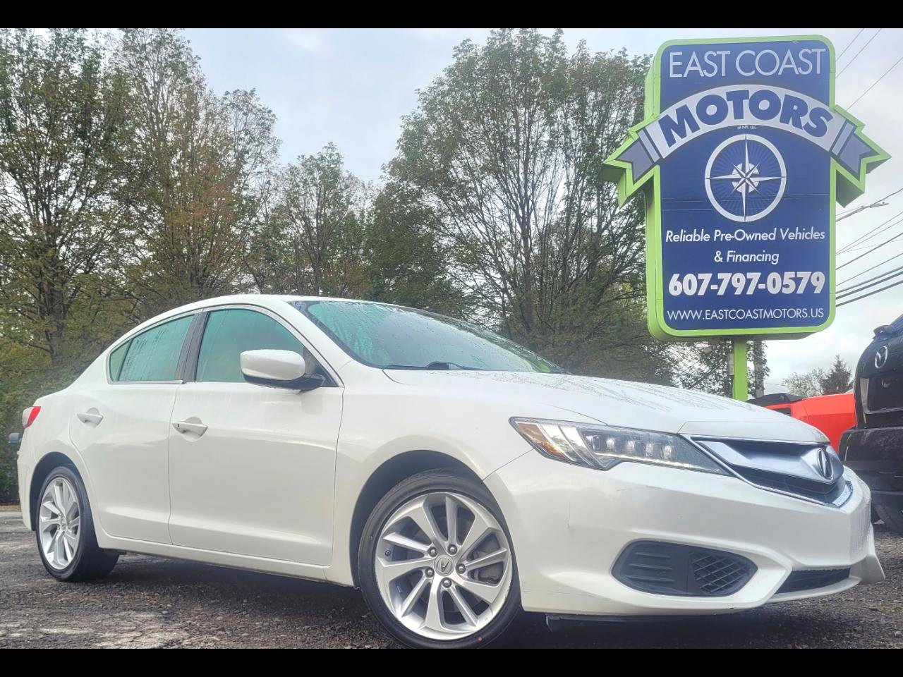 Used 2017 Acura ILX image 1