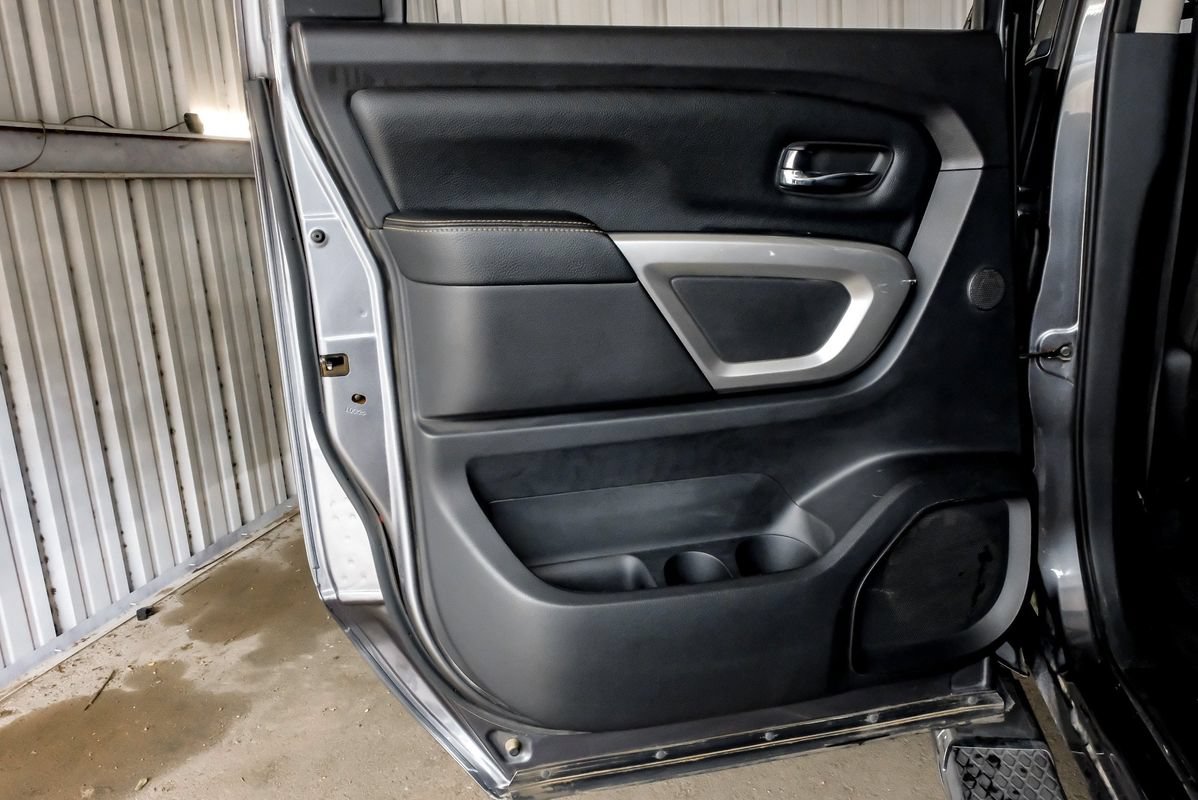 Used 2017 Nissan Titan SL AWD/4WD image 46