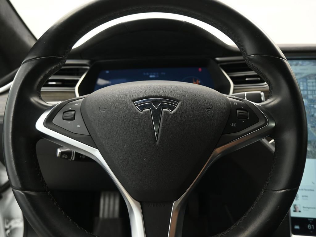Used 2015 Tesla Model S 85D image 10