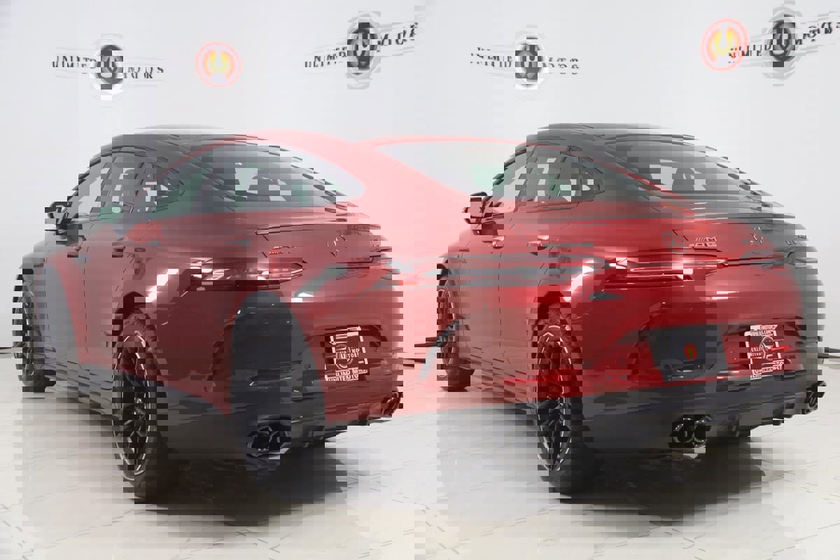 Used 2024 Mercedes-Benz AMG GT 43 image 4