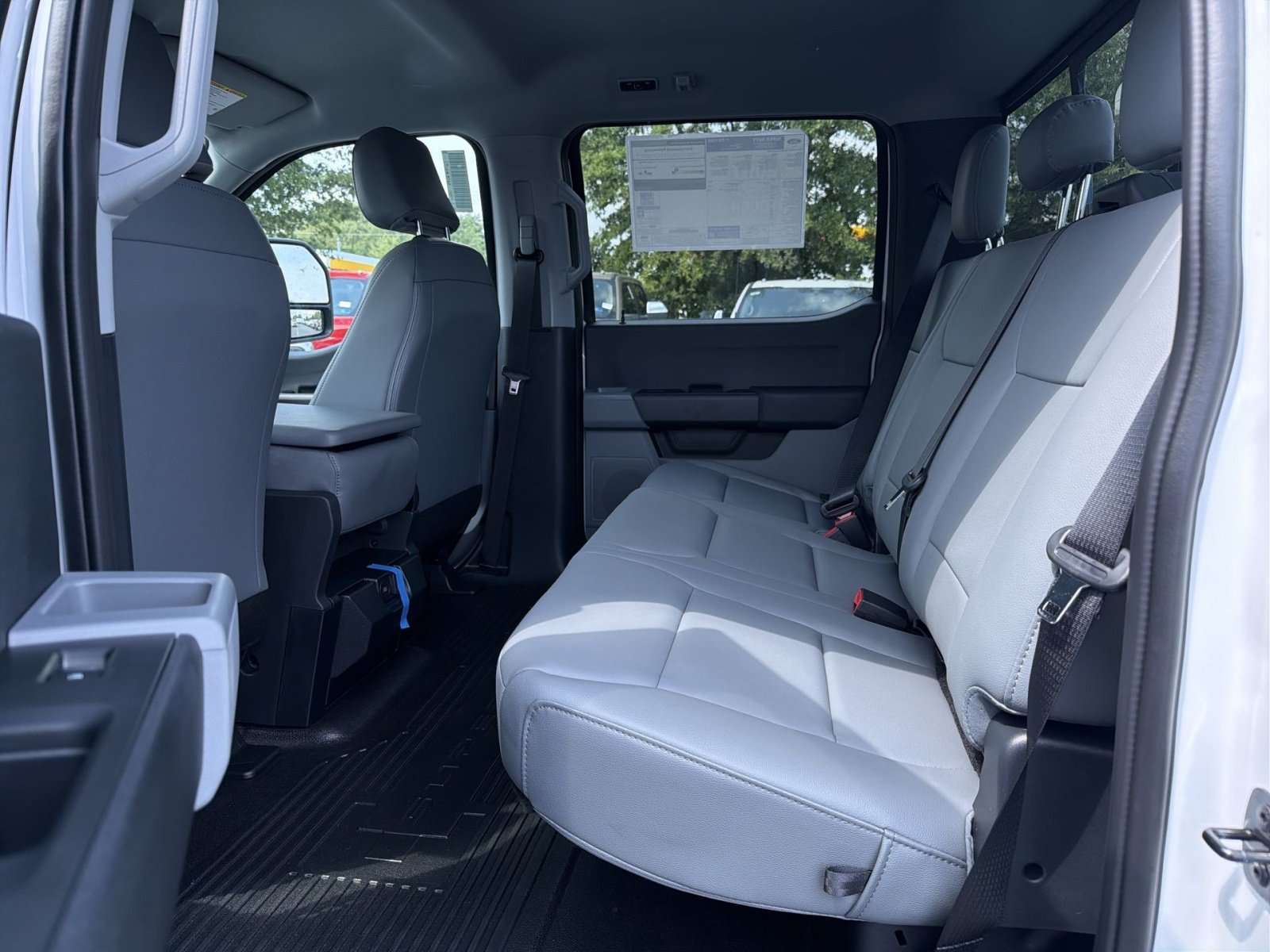 New 2027 Ford F350 XL w/ 360-Degree Camera Package AWD/4WD image 25
