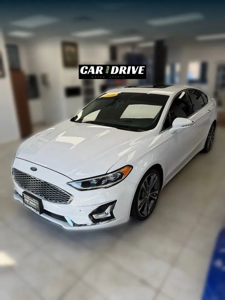 Used 2020 Ford Fusion Titanium image 1