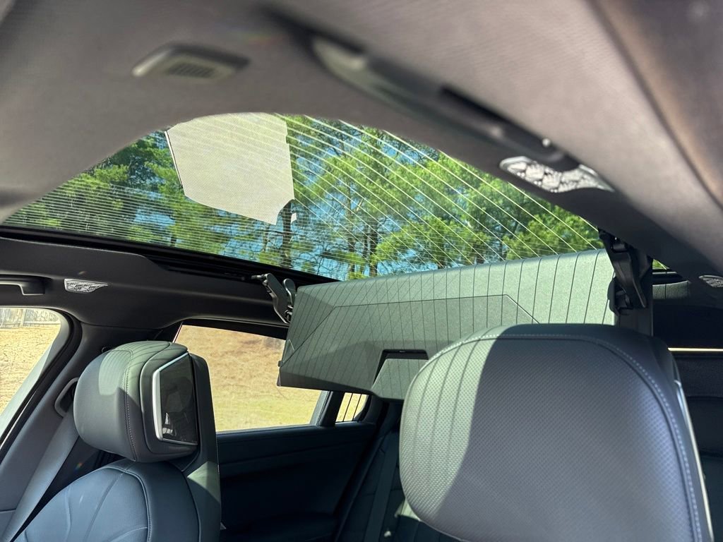 New 2026 BMW 760i xDrive w/ Executive Package image 20