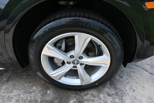 Used 2020 Audi Q5 2.0T Premium Plus w/ Premium Plus Package AWD/4WD image 11