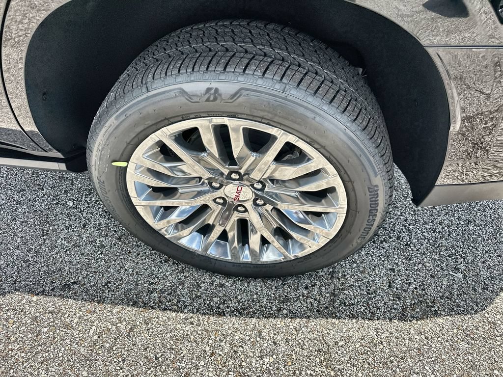 New 2026 GMC Yukon Denali w/ Sun & Power Step Package RWD image 12