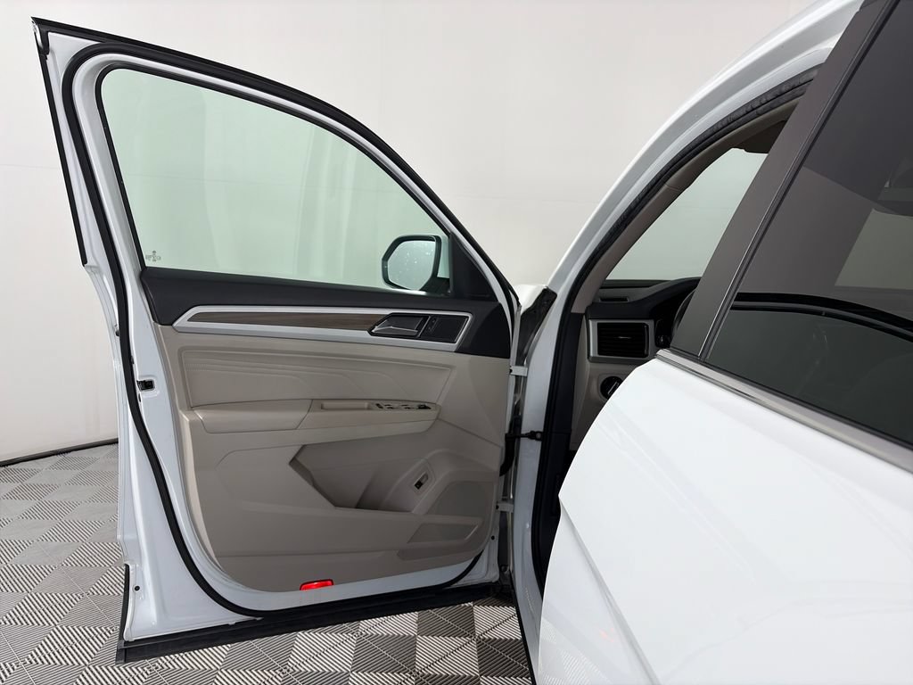 Used 2021 Volkswagen Atlas SEL AWD/4WD image 10