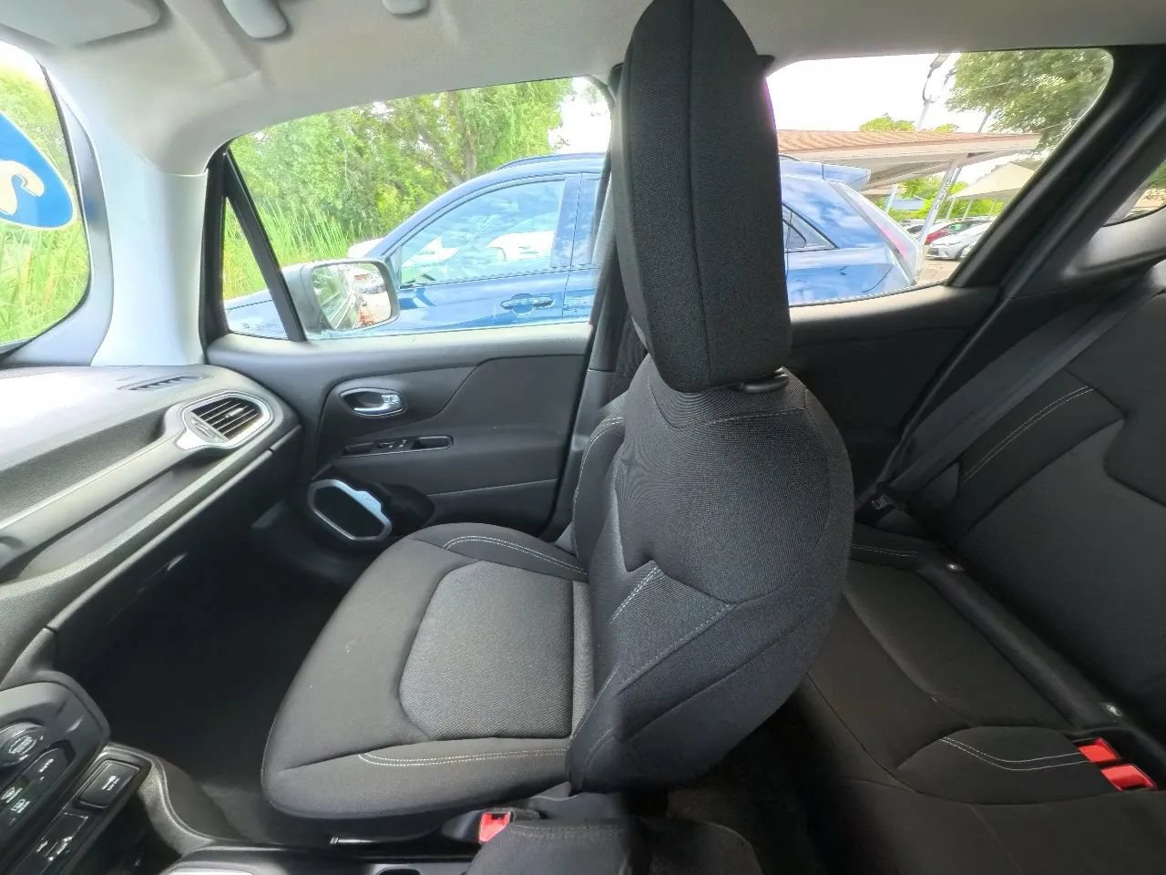 Used 2021 Jeep Renegade Sport FWD image 26