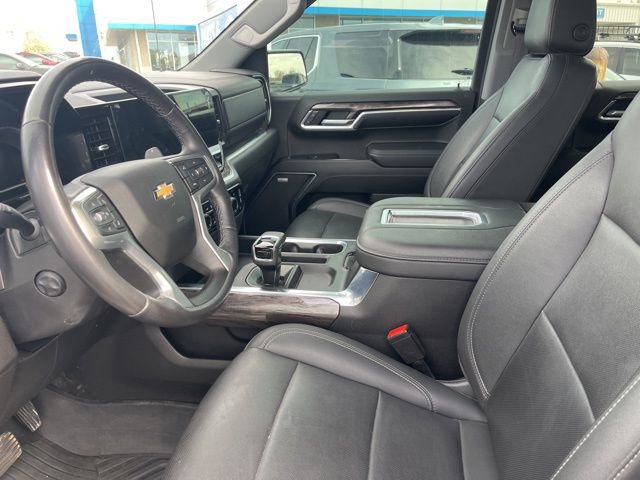 Used 2022 Chevrolet Silverado 1500 LTZ image 9