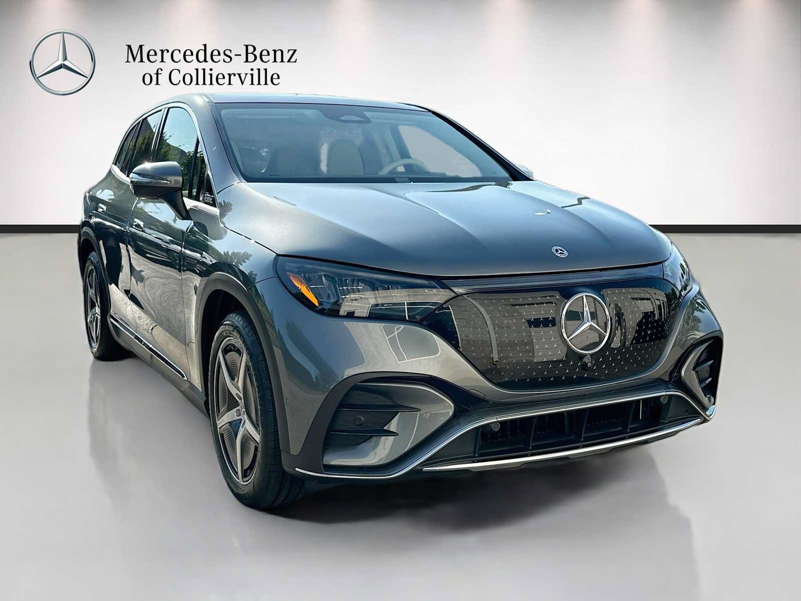 Used 2023 Mercedes-Benz EQE 350+ 4MATIC SUV w/ AMG Line Exterior Package image 3