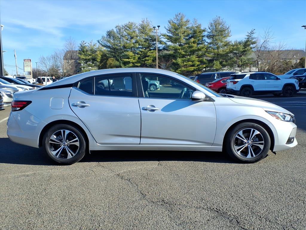 Used 2023 Nissan Sentra SV image 2