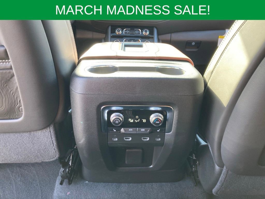 Used 2023 GMC Yukon Denali Ultimate image 25