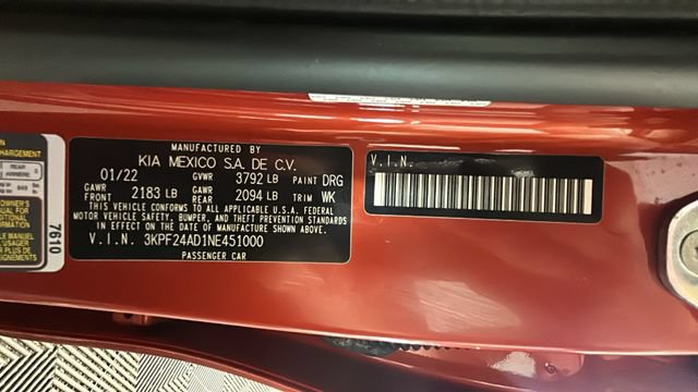 Used 2022 Kia Forte LXS FWD image 25