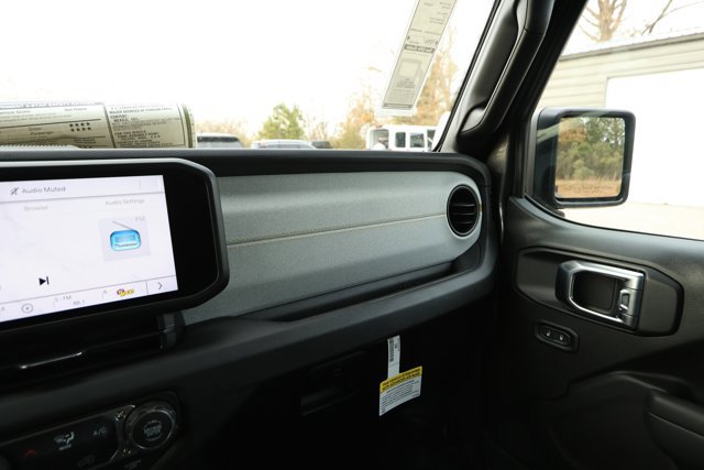 New 2026 Jeep Gladiator Sport image 23