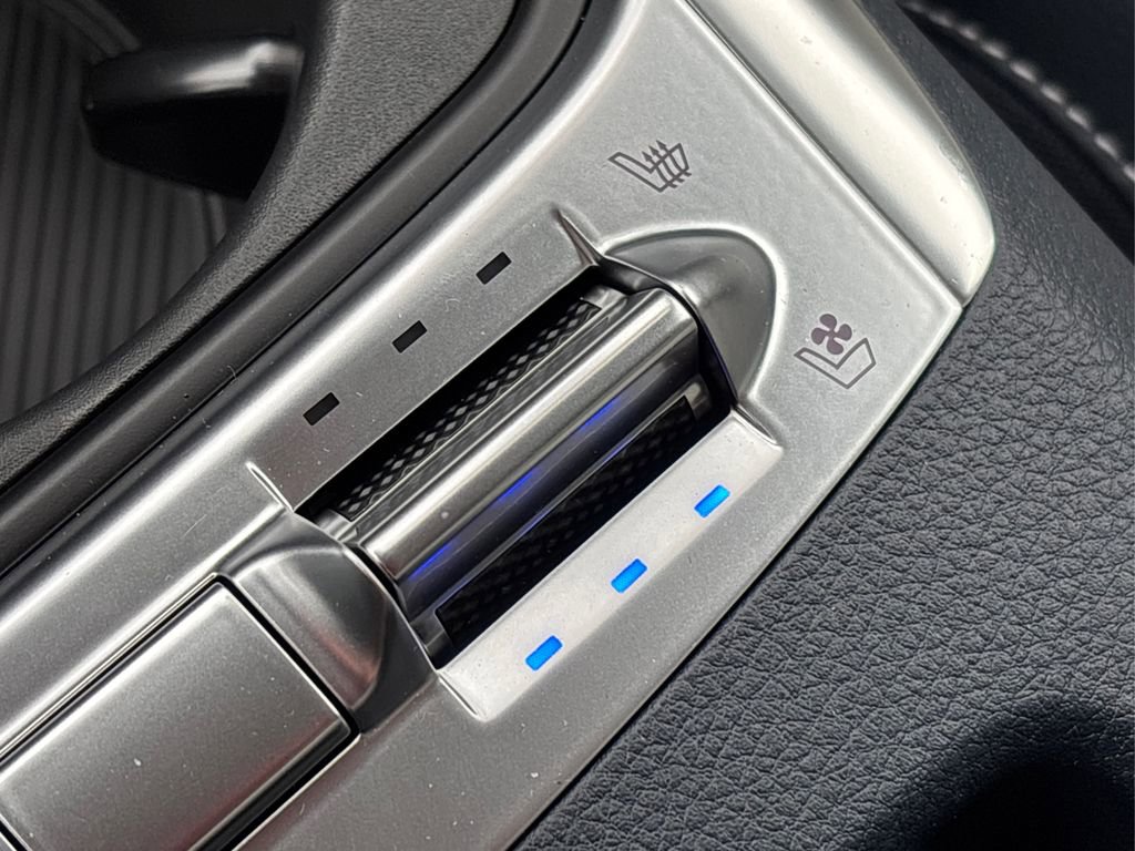 New 2025 Kia Carnival SX Prestige FWD image 35