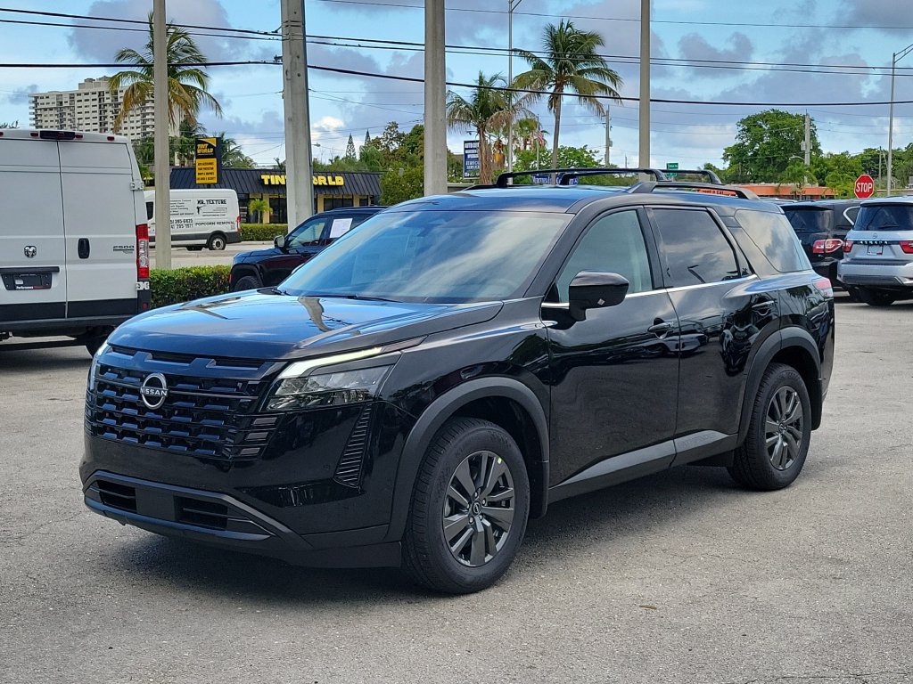 New 2026 Nissan Pathfinder SV FWD image 1