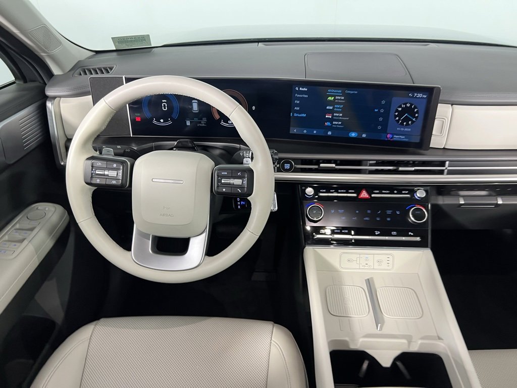 Used 2024 Hyundai Santa Fe SEL image 14