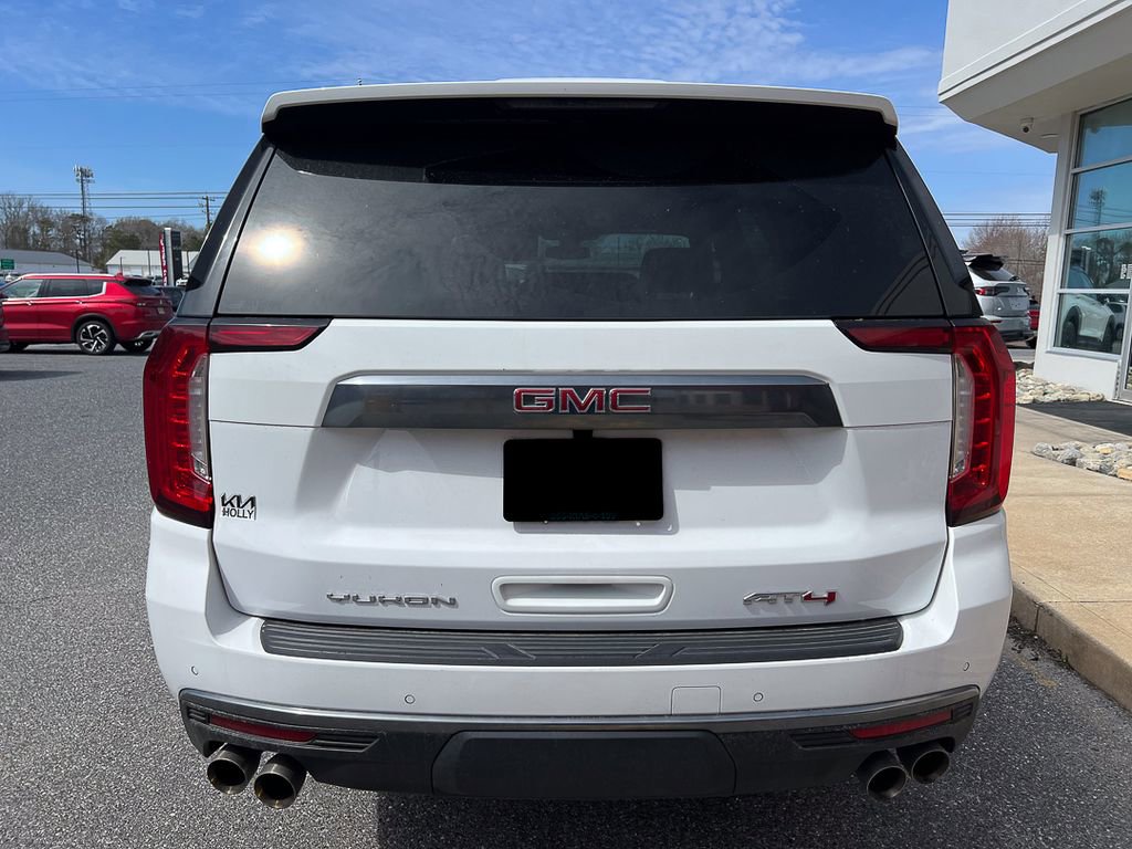 Used 2022 GMC Yukon AT4 image 4