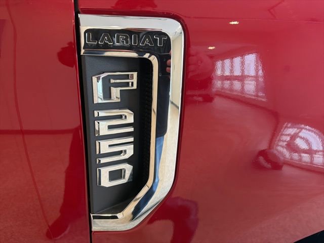 Used 2022 Ford F250 Lariat w/ Lariat Ultimate Package image 8