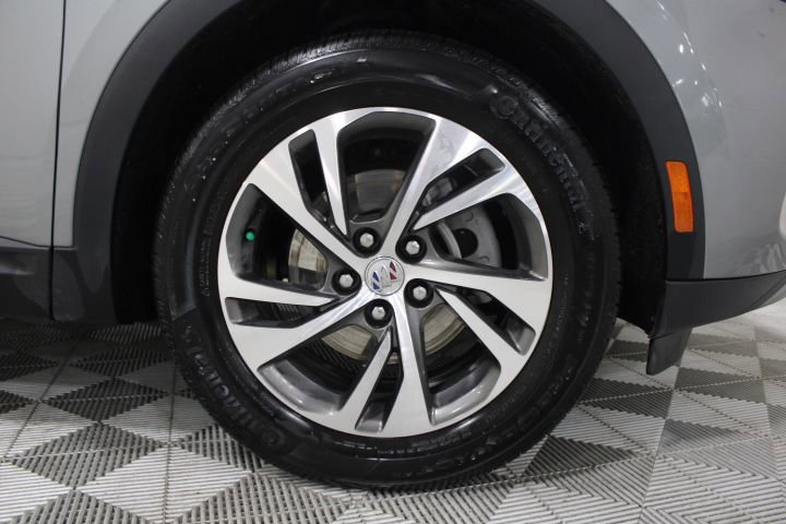 Used 2023 Buick Envision Essence image 44