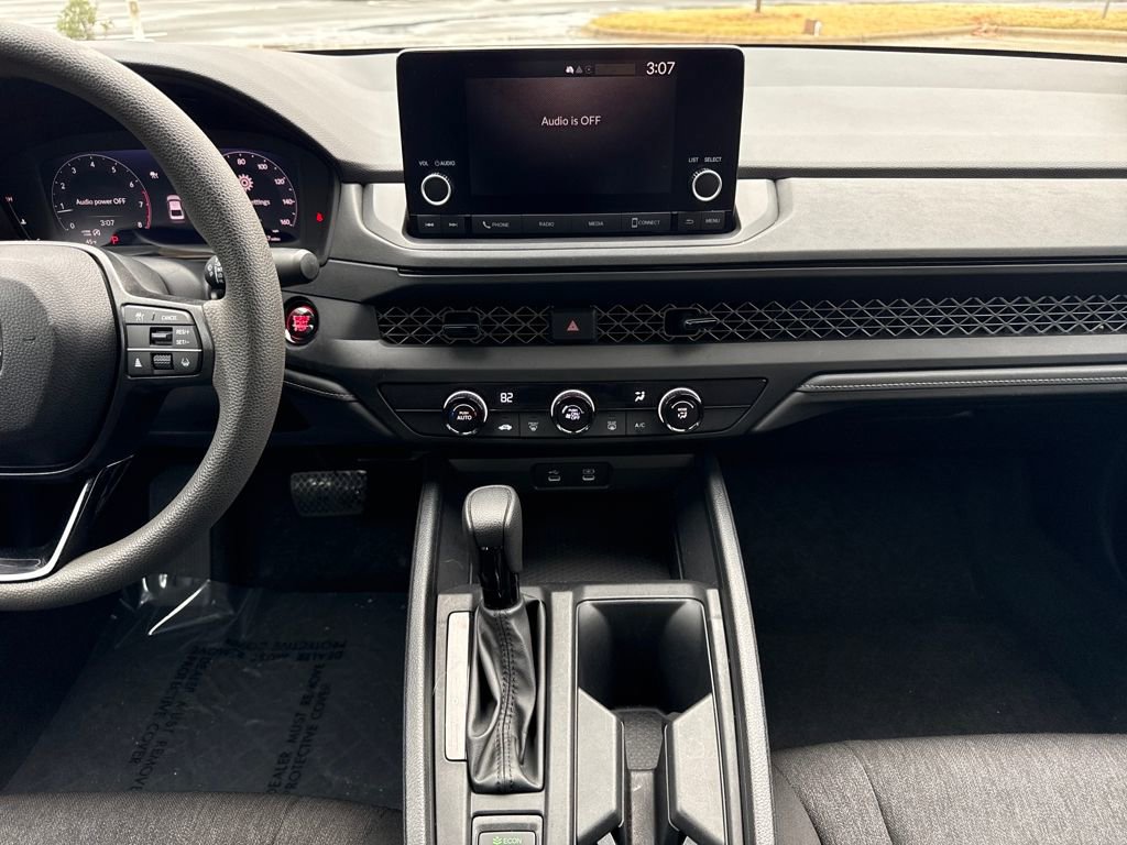 Certified 2023 Honda Accord LX image 16