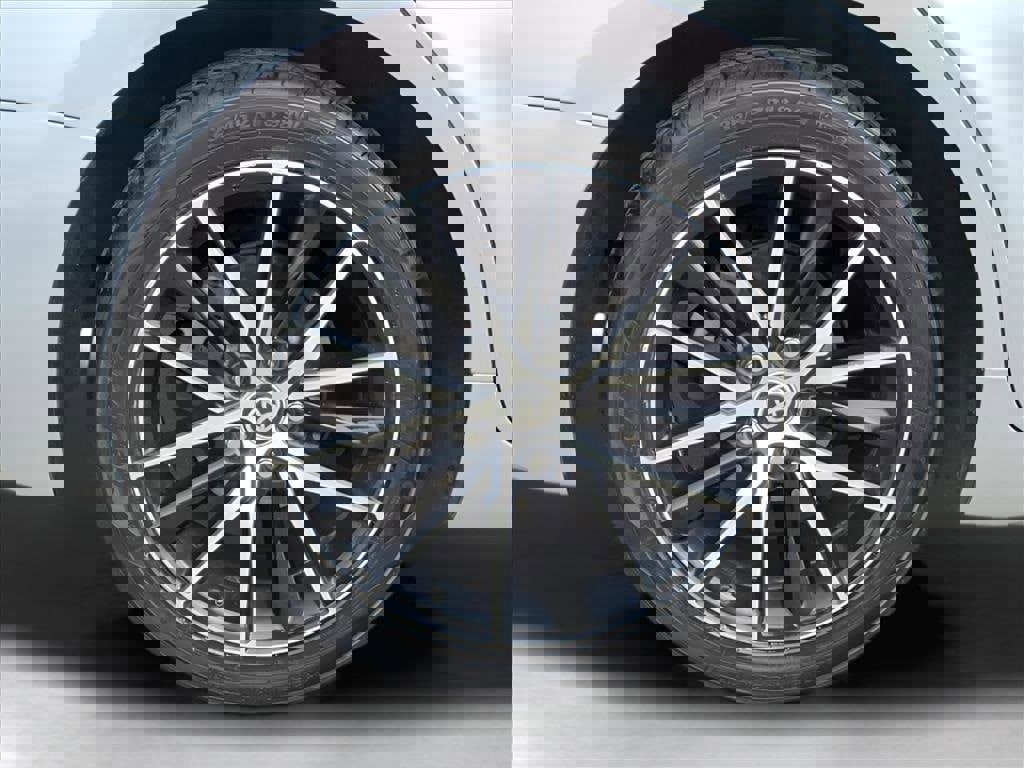 Certified 2023 Toyota Camry SE image 6