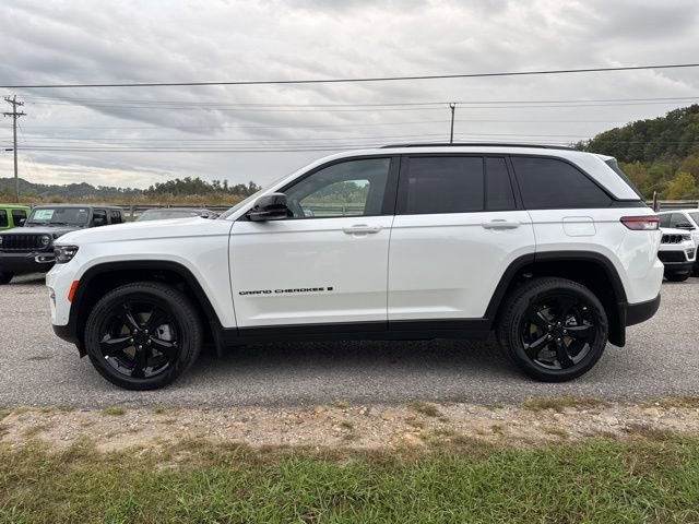 New 2025 Jeep Grand Cherokee Limited w/ Luxury Tech Group II AWD/4WD image 6