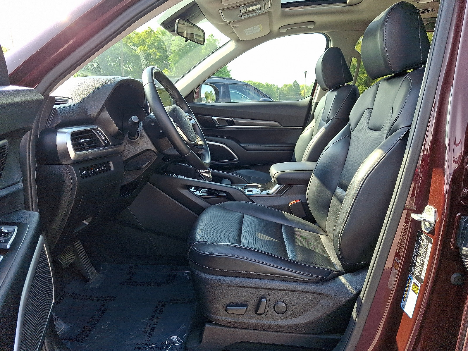 Used 2022 Kia Telluride S FWD image 14