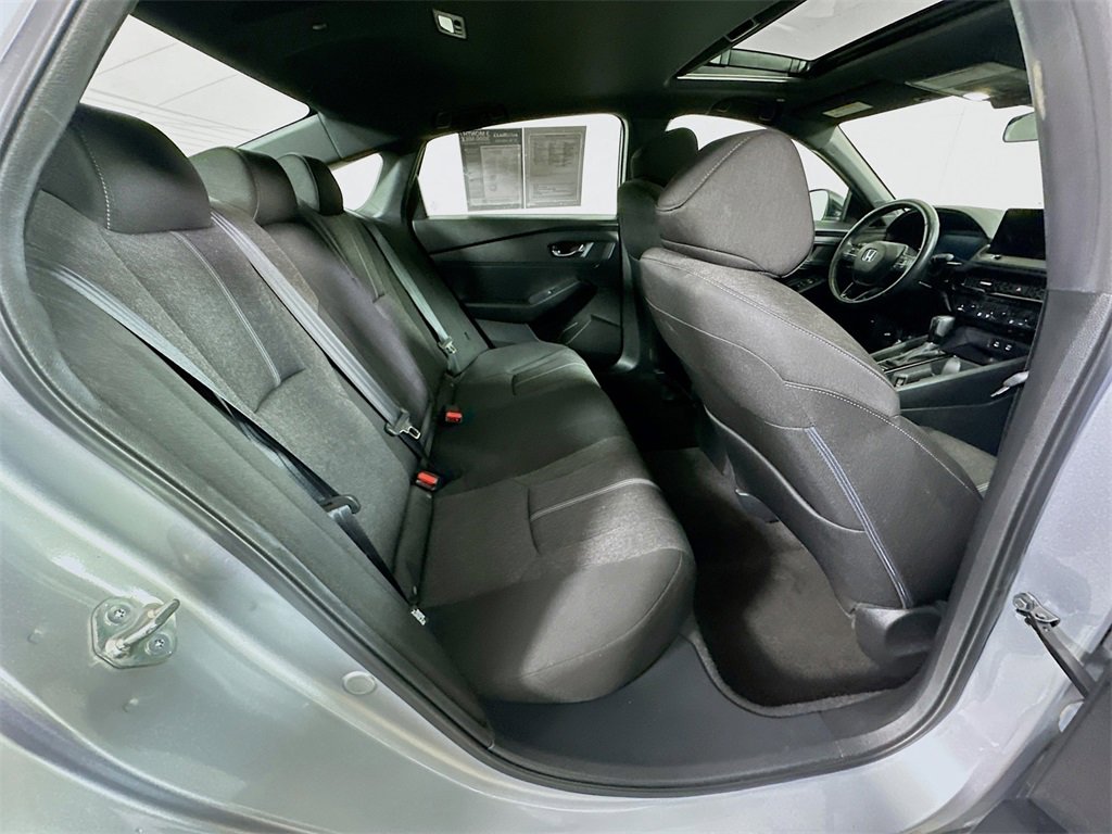 Used 2024 Honda Accord Sport image 9
