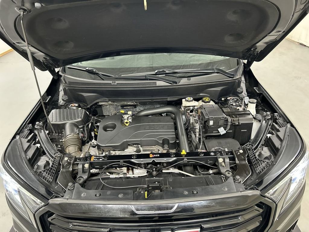 Certified 2023 GMC Terrain SLT w/ Elevation Edition image 23