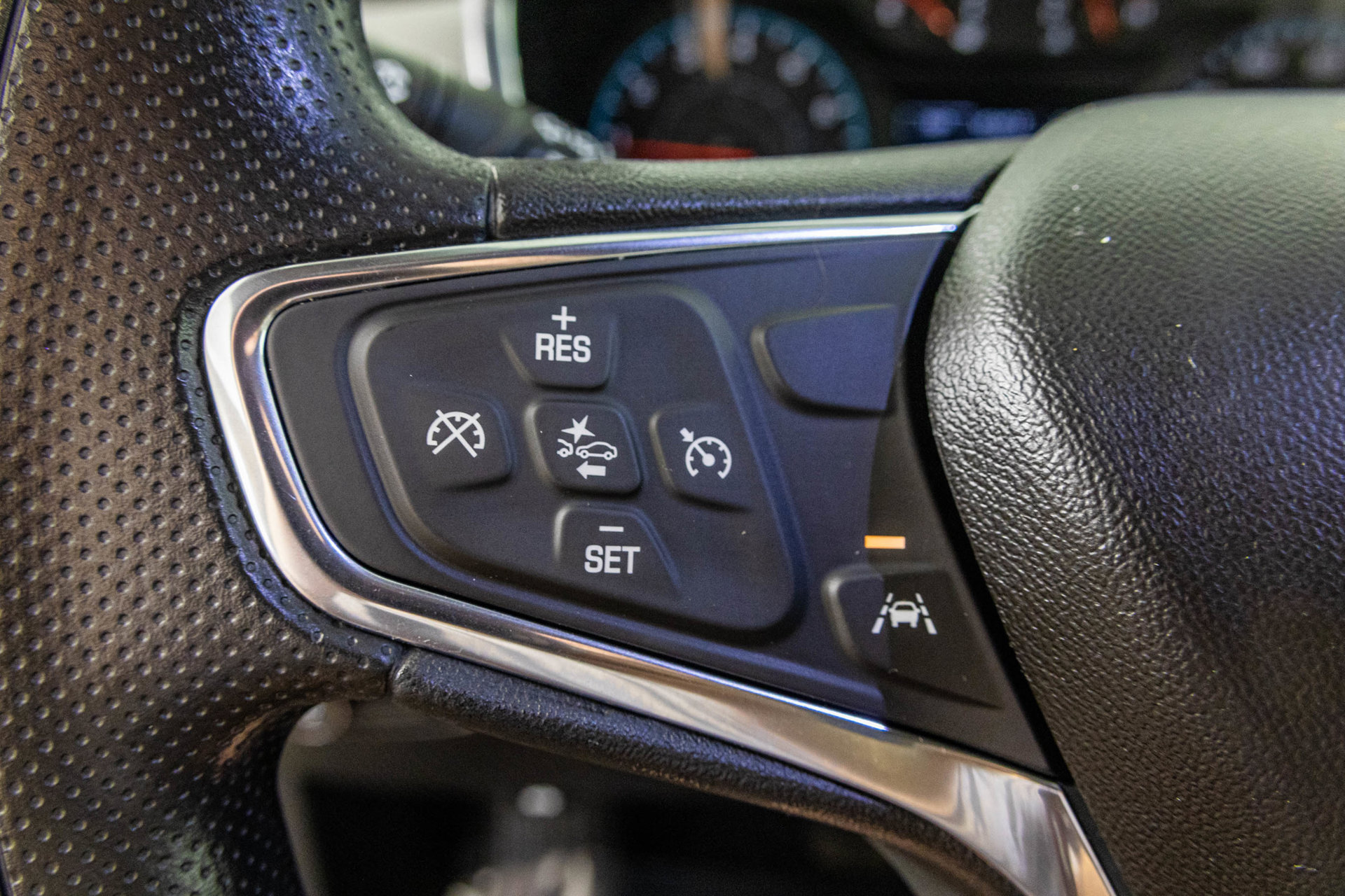 Used 2020 Chevrolet Equinox LS w/ LS Convenience Package FWD image 30