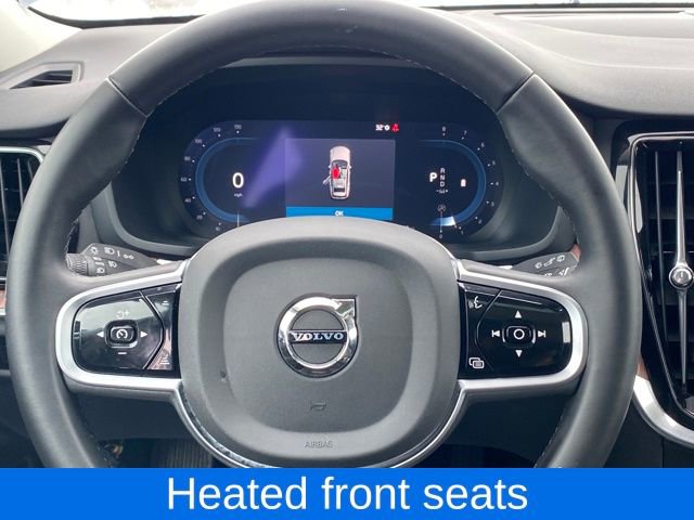 Used 2025 Volvo V60 B5 Cross Country Plus image 8