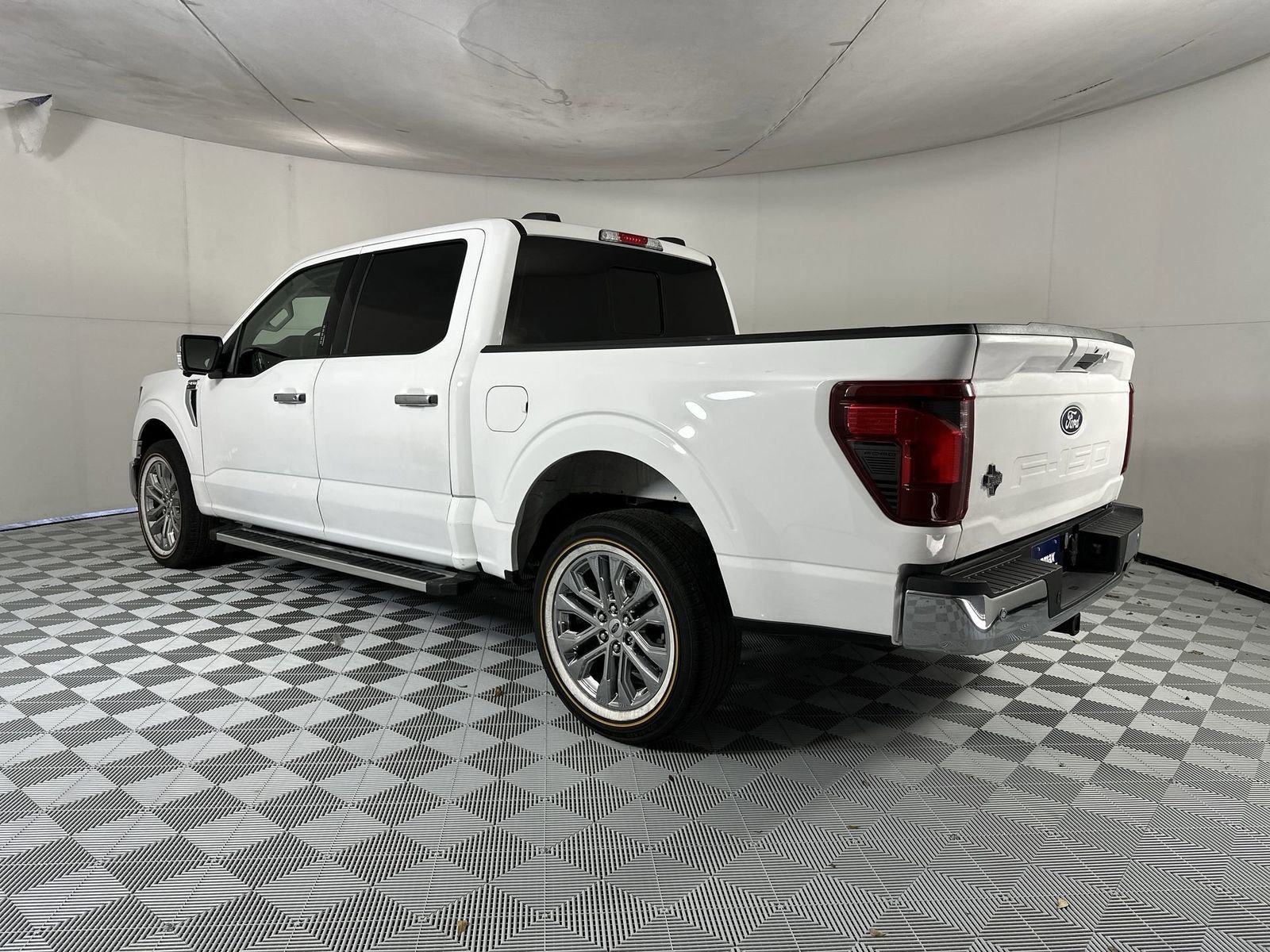 Used 2024 Ford F150 XLT w/ Equipment Group 302A MID RWD image 6