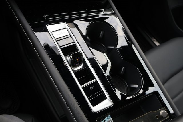 New 2026 Volkswagen Atlas Cross Sport SEL R-Line image 25