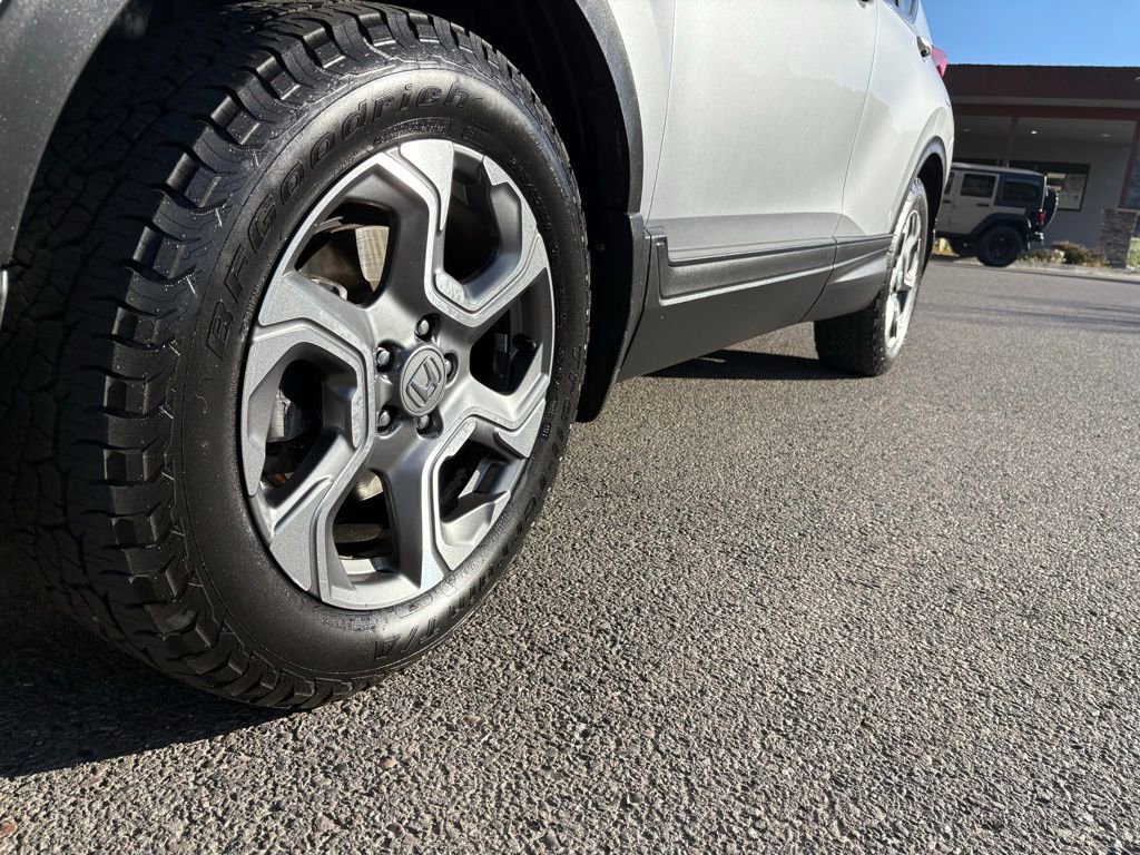 Used 2017 Honda CR-V EX image 14